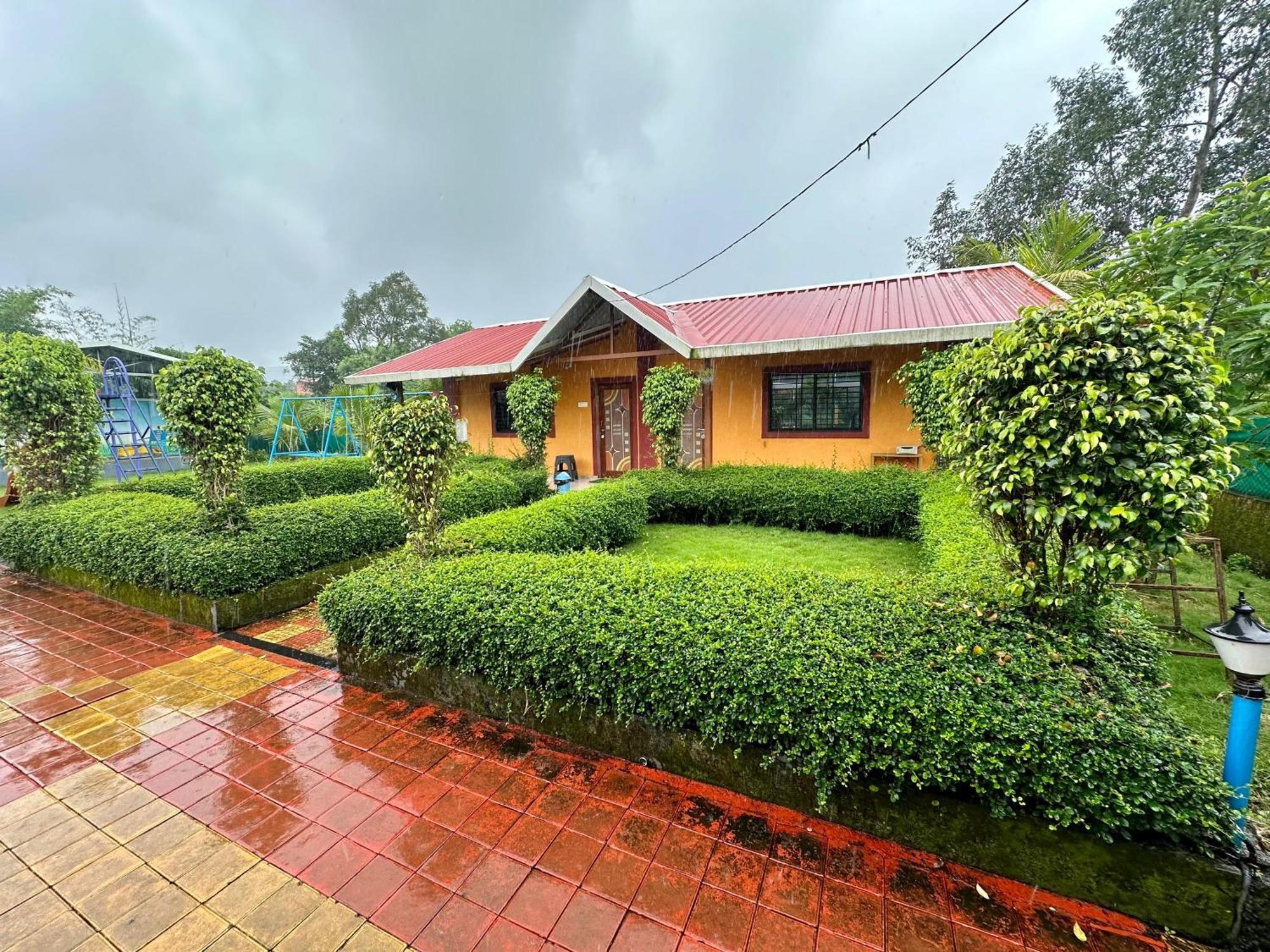 Karjat Ap Resort 外观 照片