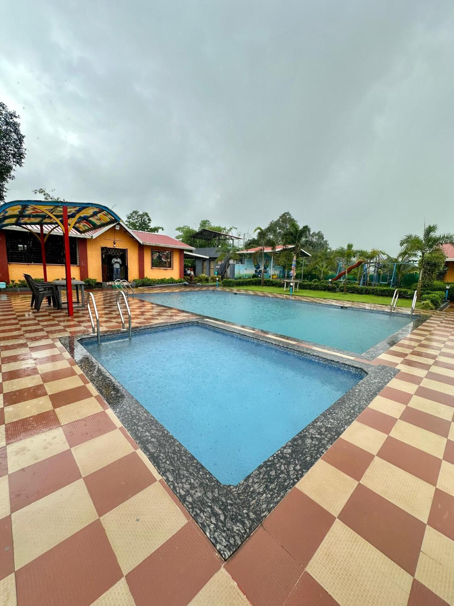 Karjat Ap Resort 外观 照片
